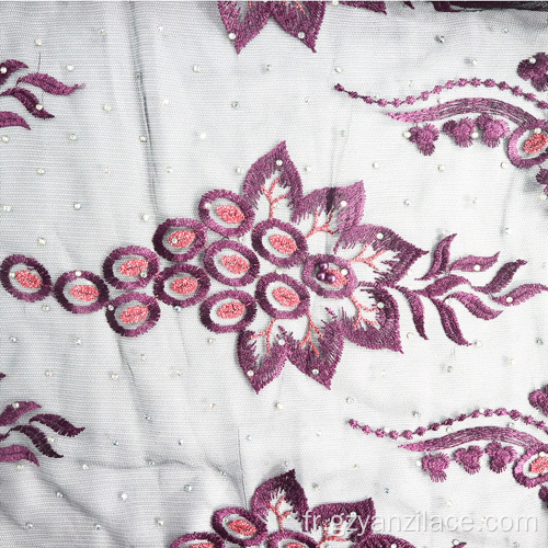 Tissu de dentelle Embrodiery indien pourpre clair pour la robe